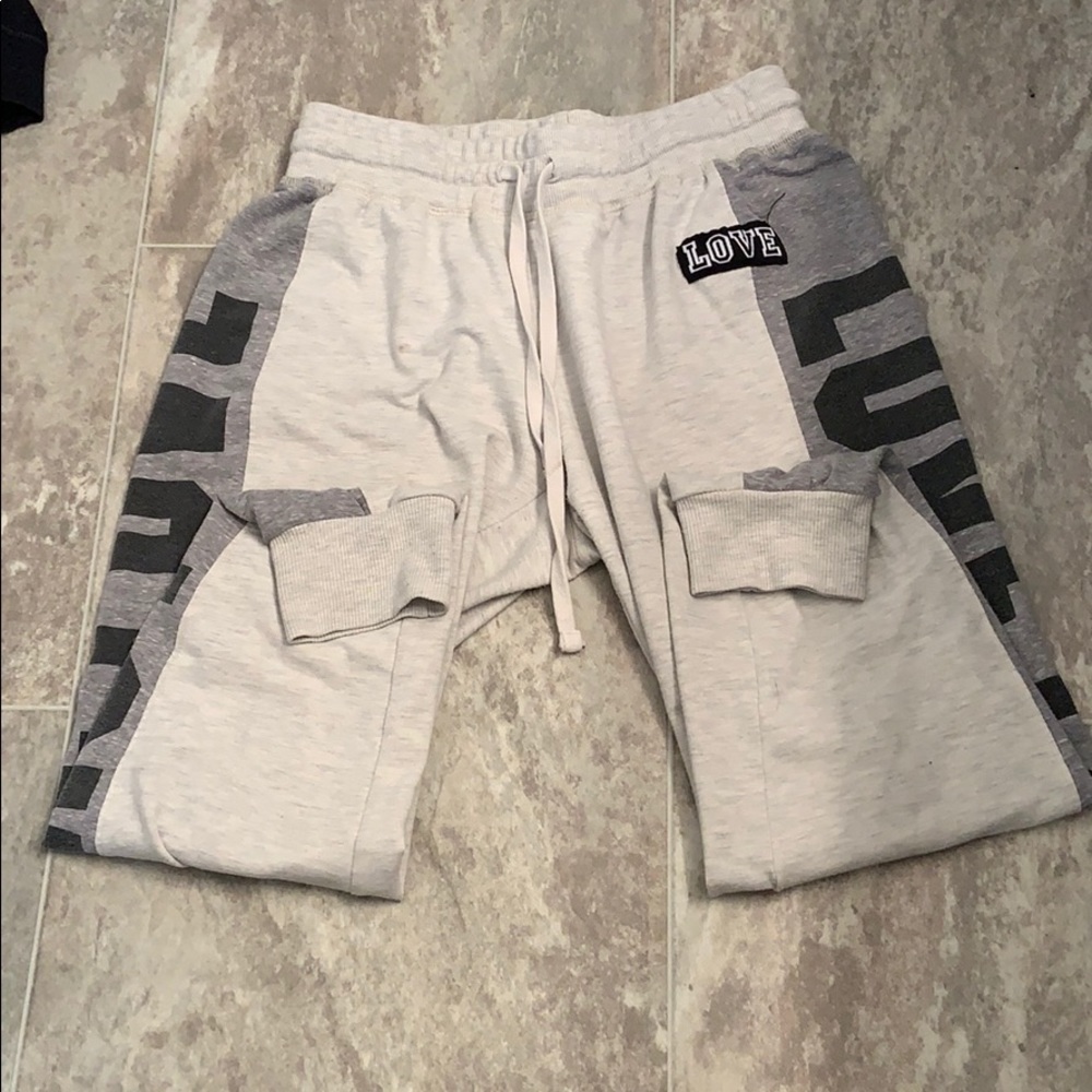 Comfy Love sweatpants